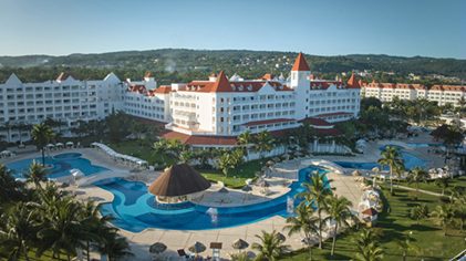 Hyatt & Grupo Piñero Partner to Expand Bahia Principe!