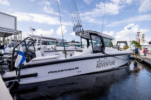 Axopar Debuts Fishing-Ready 29 CCX at Fort Lauderdale!