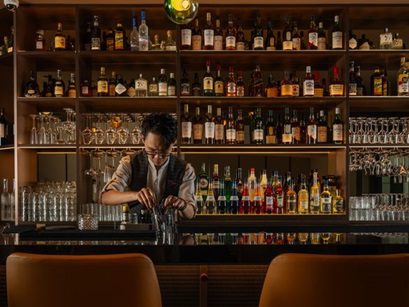 TUX Bar & Lounge Debuts at Carlton Hotel Singapore