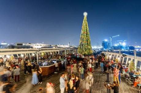 Queen Elizabeth 2 Unveils Exclusive Festive Early Bird Deals