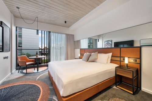 Hoteloco_King-Studio1