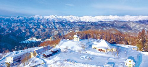 Australians Flock to Nagano for Record-Breaking Ski Season