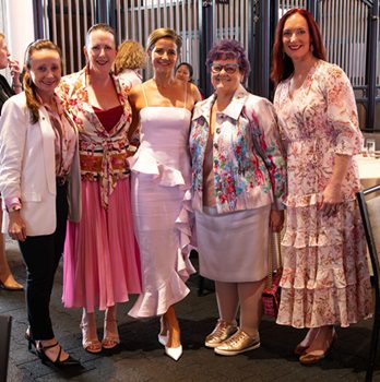 Michelle Payne & William Inglis Hotel Join for Pink October