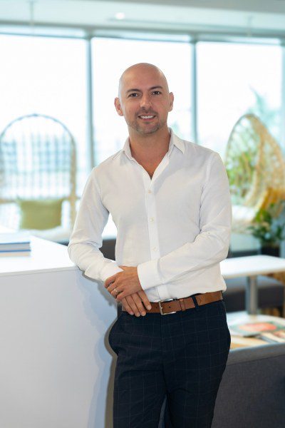 Windstar Cruises Promotes Stijn Creupelandt to COO