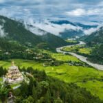 Explore Bhutan: Majestic Peaks & Sustainable Adventures