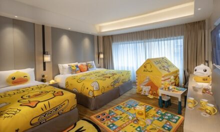 B.Duck Family Rooms Debut at Top Singapore Hotels!