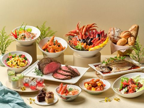 Celebrate Lunar New Year at Carlton Hotel Singapore!