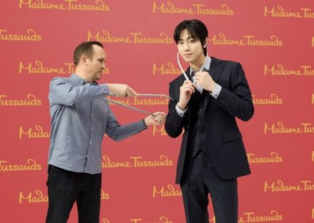 Ahn Hyo Seop’s New Wax Figure Unveiled at Madame Tussauds!