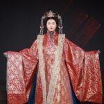 China Hosts First Silk Fashion Festival at Silk Museum