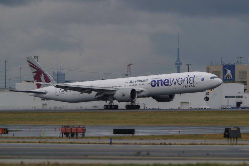 Qatar Airways Launches Toronto Flights with Starlink!