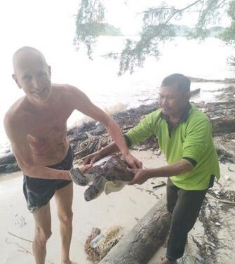 Rescued Turtle Freed from Fishermen’s Nets