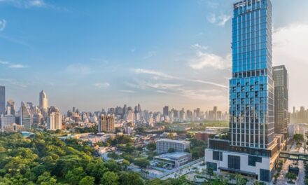 Ritz-Carlton Bangkok: A New Benchmark in Luxury & Elegance