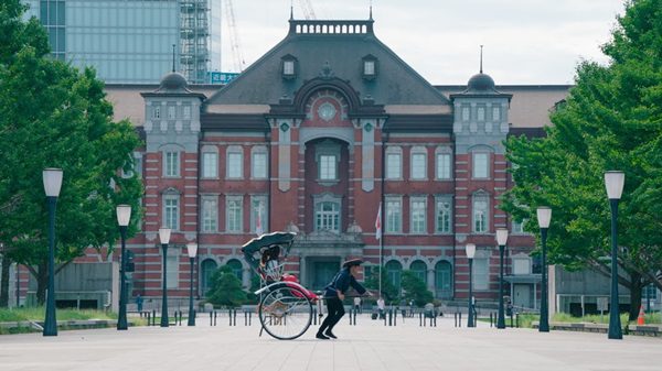 Tokyo’s Elite Rickshaw Tours: Explore Marunouchi’s Legacy