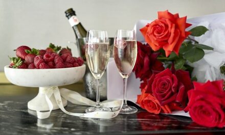 Romance Awaits: Dorsett Melbourne’s Valentine’s Package