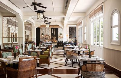 Indulge in Italian Champagne Brunch at Raffles!