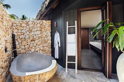 FIJI