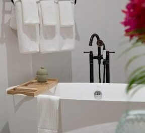 Discover White Lotus: Morocco’s Magic in Koh Samui!