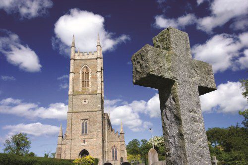 ☘️ Walk in St. Patrick’s Footsteps & Explore Ireland! 🇮🇪