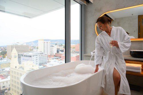 IHG Launches NOMO Packages for Travelers Seeking Post-Holiday Alone Time
