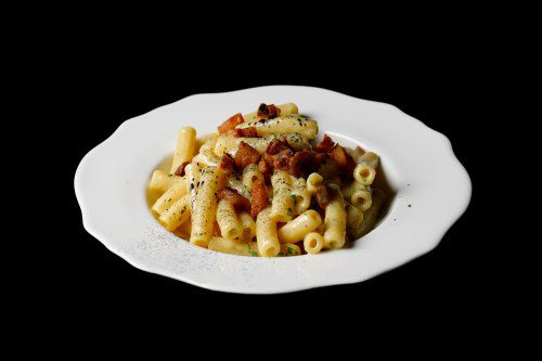 MACCHERONI ALLA CARBONARA-1