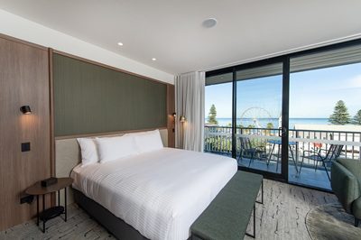 The George Glenelg I Room I Deluxe Ocean View Suite