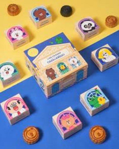 LINE FRIENDS Mooncake Gift Box: Sweet Mid-Autumn Surprises Await