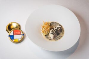 Mezzaluna - Caviar Set Menu