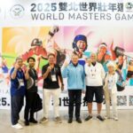 Staff from IMGA and WMG2025 took photos.( Image provided by World Masters Games 2025 Taipei & New Taipei City Executive Committee)