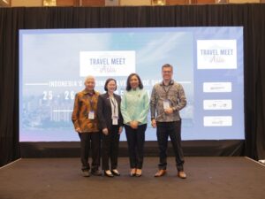 From left to right: Budi Tirtawisata, CEO of PT. Panorama Sentrawisata; Katrina Leung, Managing Director & Vice President Asia Pacific at Messe Berlin; Ni Made Ayu Marthini, Deputy Minister for Marketing, Ministry of Tourism Indonesia and Darren Seah, Executive Director Messe Berlin Asia Pacific/ copyright: ITB Asia