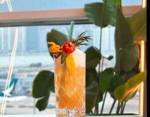 cocktail bar at Hong Kong International Airport