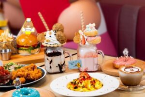 3. “BROWN & FRIENDS CAFE & BISTRO” serves nearly hundred exquisite, cute, and delicious LINE FRIENDS themed delicacies