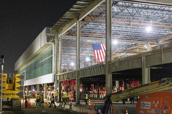Mammoet’s Mega Modules Transform Dallas Fort Worth Airport