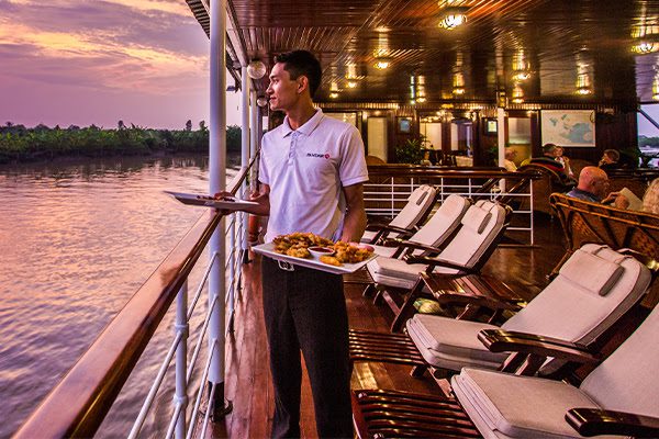 December & January sailings on Industry Rates8