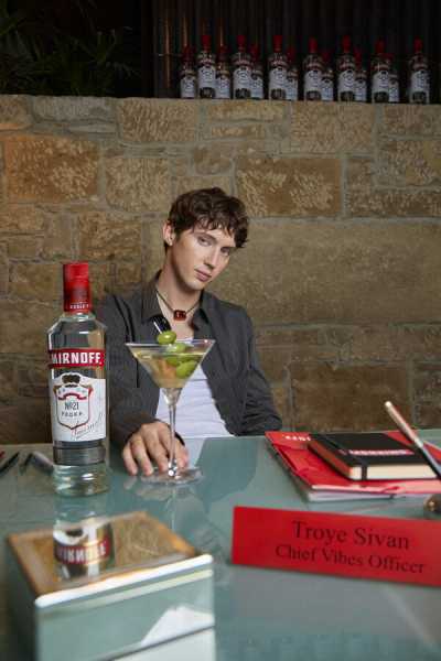 Smirnoff & Troye Sivan Ignite Fans with ‘Vibes HQ’ Hunt
