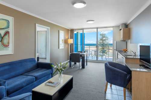 Nesuto The Entrance One Bedroom Apartment - Living Room