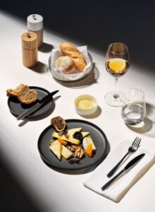 SWISS_First Class_Cheese_2