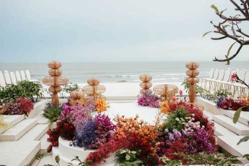 12 Swimming Pools Ideal for Wedding Setups