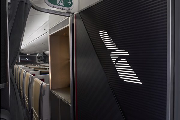American Airlines Unveils Luxe Boeing 787-9 in Brisbane