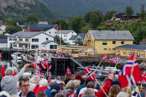 Hurtigruten’s Ripple Effect: $398M Boost to Norway’s Coast
