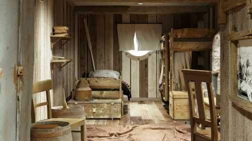 Sail Back in Time: HX’s 1896 Vintage Cabin Revival