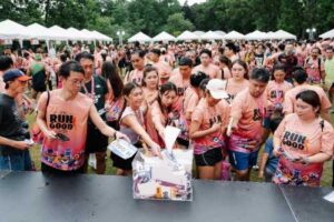 Lucky draw activities and post-run festivities