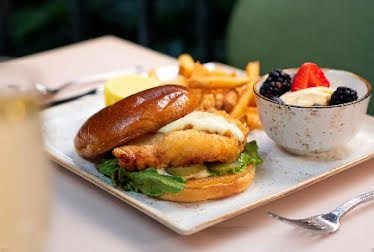SALT & IVY UNVEILS $18 DAILY BLUE PLATE SPECIALS