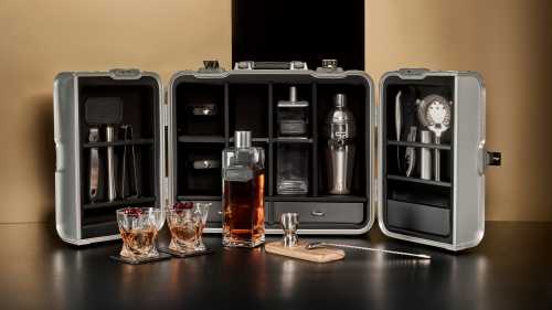 TUMI Holiday 2025_TUMI 19 Degree Aluminum Bar Set in Silver