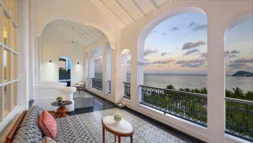 The stunning balcony of the Turquoise Suite was designed by Bill Bensley and frames panoramic sea views