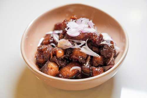 21.Moo Waan