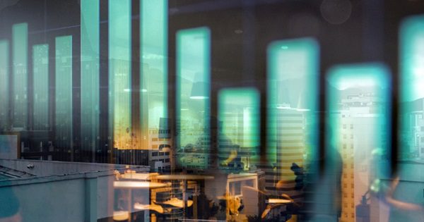 Global hotel performance shifts as guests tighten budgets