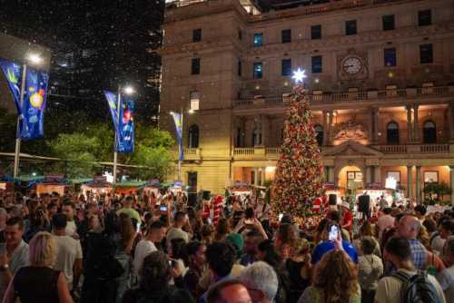 Jolly Market Lights Up Circular Quay for Sydney Christmas Magic