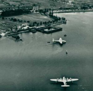 Rose Bay in 1938 with inaugural Qantas trans-ocean flying boat flight Credit Qantas Heritage Collection