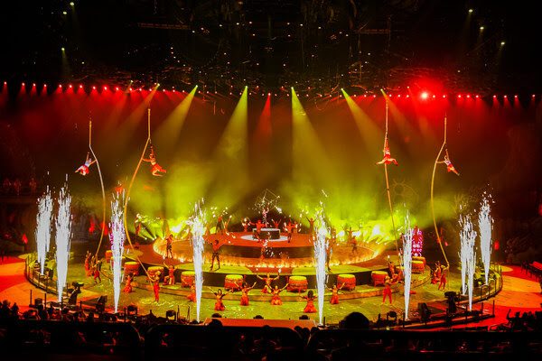Big Tops & Bright Lights: Hengqin’s Circus Spectacle Soars!