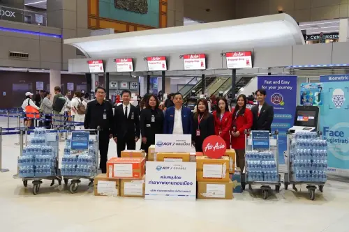 AirAsia Airlifts Hope to Thailand’s Flood-Hit Communities